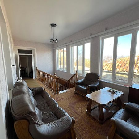 Guesthouse Lilia &Wine Celler Telavi Dış mekan fotoğraf