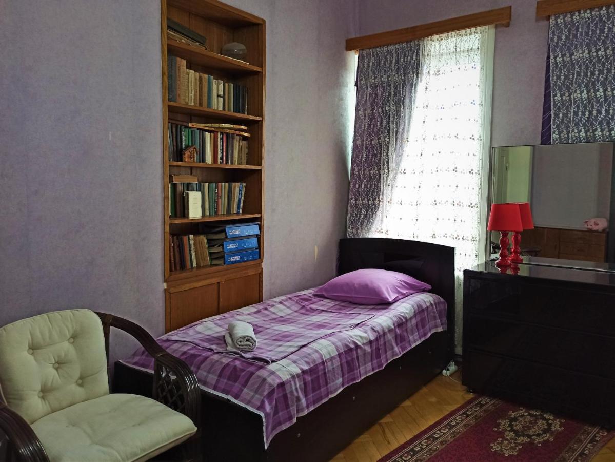 Guesthouse Lilia &Wine Celler Telavi Dış mekan fotoğraf