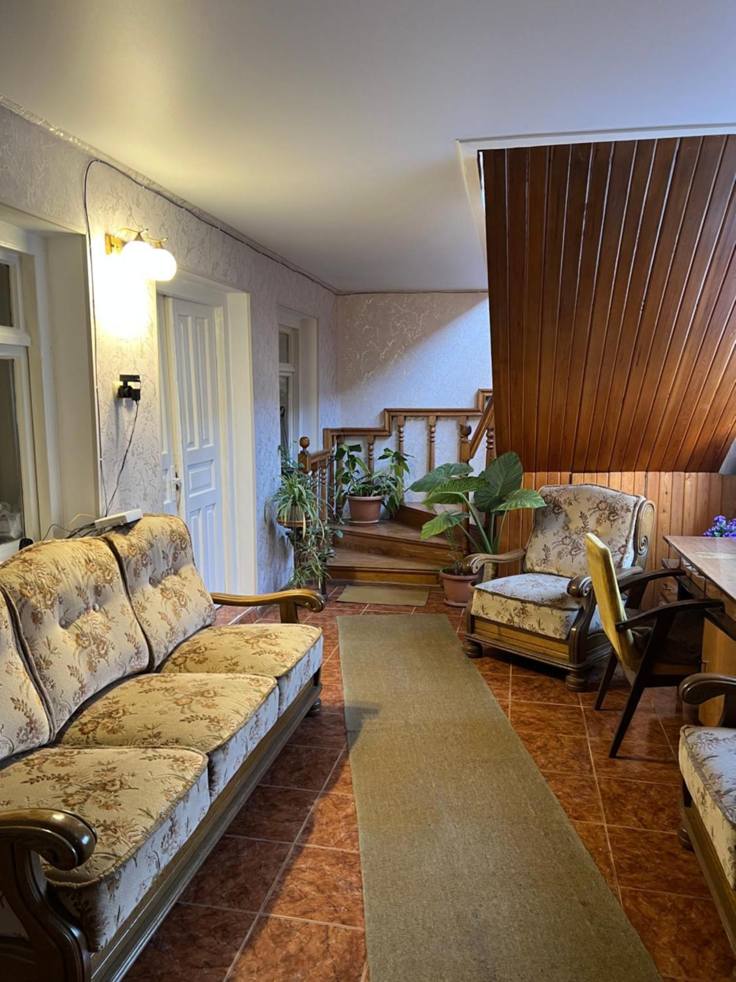 Guesthouse Lilia &Wine Celler Telavi Dış mekan fotoğraf